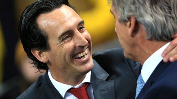 Ông Unai Emery trong buổi họp báo
