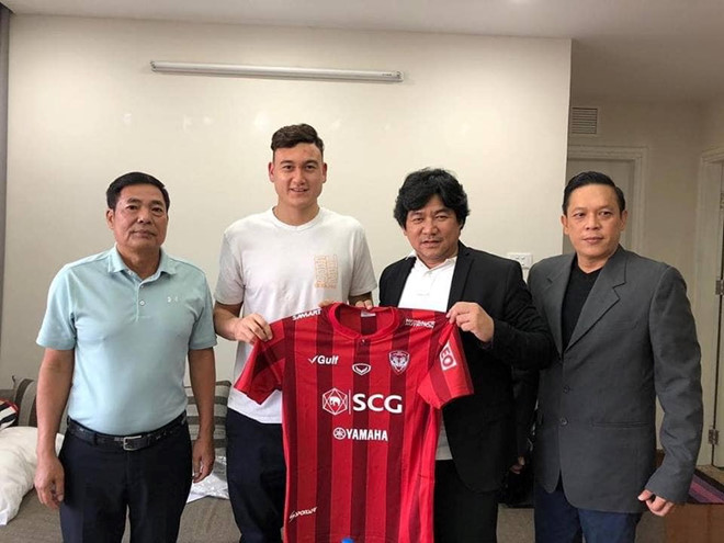 Văn Lâm là thủ thành số 1 của Muangthong United