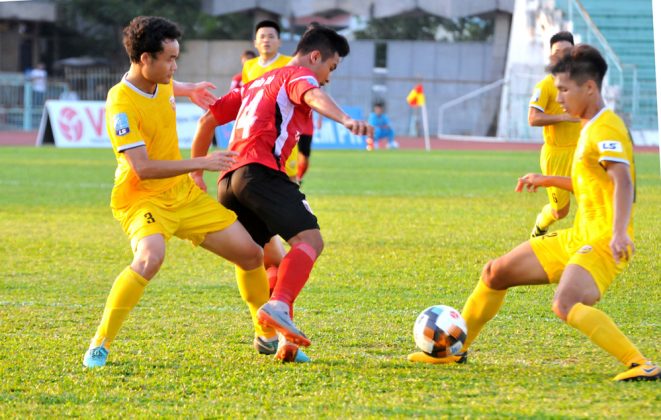 Hà Tĩnh đánh rơi chiến thắng đáng tiếc