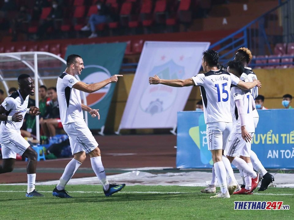 Các cầu thủ HAGL rất trẻ và cao (ảnh: Văn Hải) hagl tai vleague 2020