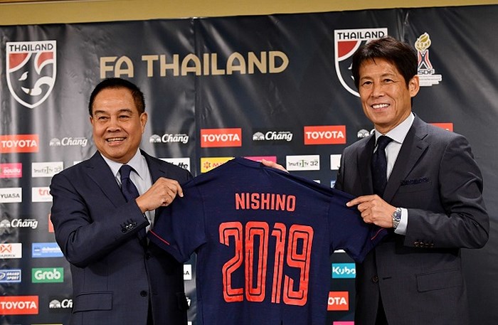 Akira Nishino   Thailand football