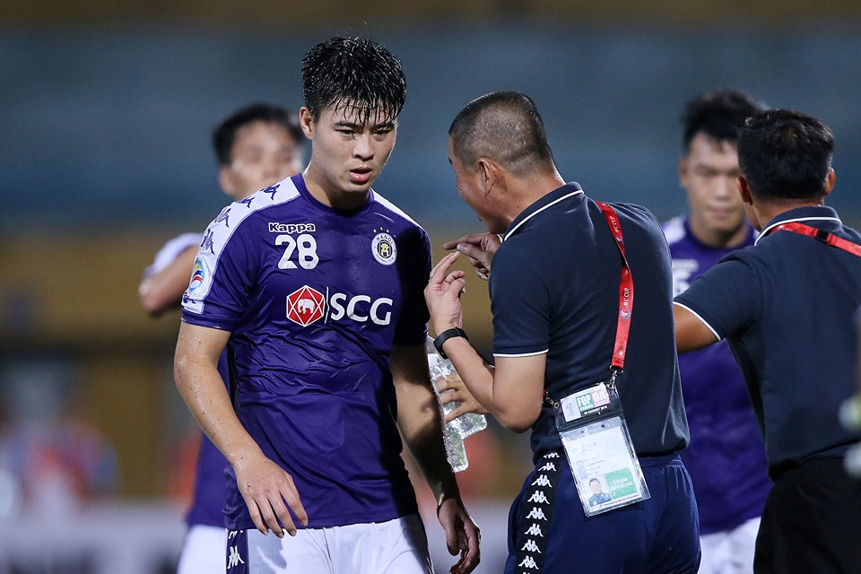 Do Duy Manh will be ‘rested’ in round 22 of the League for serving suspension (Photo: Hanoi FC)