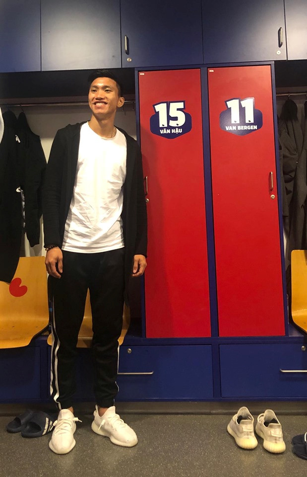 Van Hau's new locker in Heerenveen stadium 