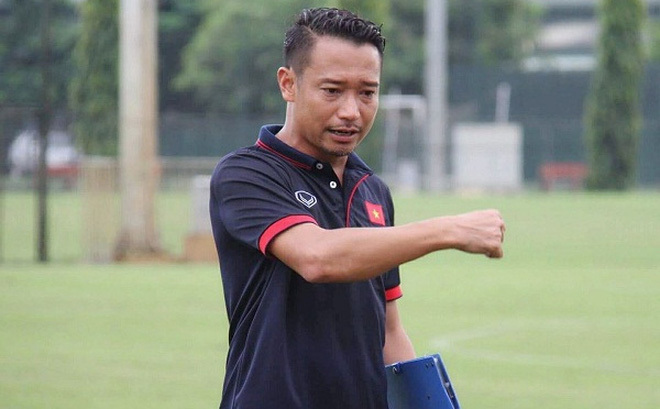 Coach Vu Hong Viet once was the formal coach of Hanoi youth team.