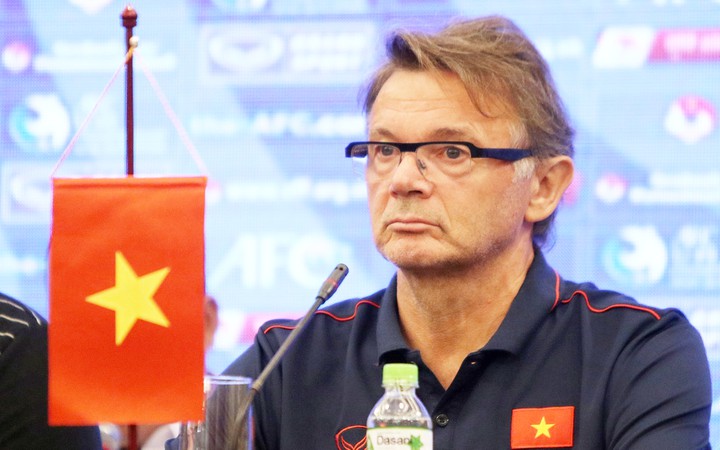 U19 Vietnam coach Philippe Troussier