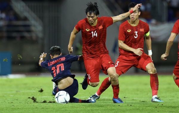 Vietnam and Thailand tied on Thammasat stadium