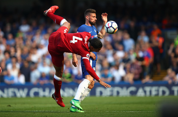 Giroud đã nhiều lần chiến thắng khi đối đầu Van Dijk Liverpool vs Chelsea, Premier League, Ngoai Hang Anh, top 4 NHA,