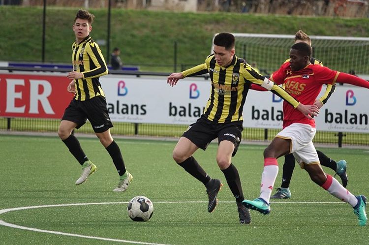 Kelvin Bùi đang gây ấn tượng mạnh tại Hà Lan. Kelvin Bui, U17 Ha Lan, ĐTQG Việt Nam, Việt Nam,