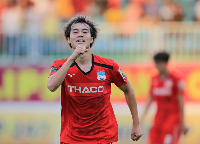 Văn Toàn vươn lên dẫn đầu danh sách vua phá lưới V-League V-League 2019, King's Cup, Park Hang Seo, vòng loại World Cup 2022, Van Toan