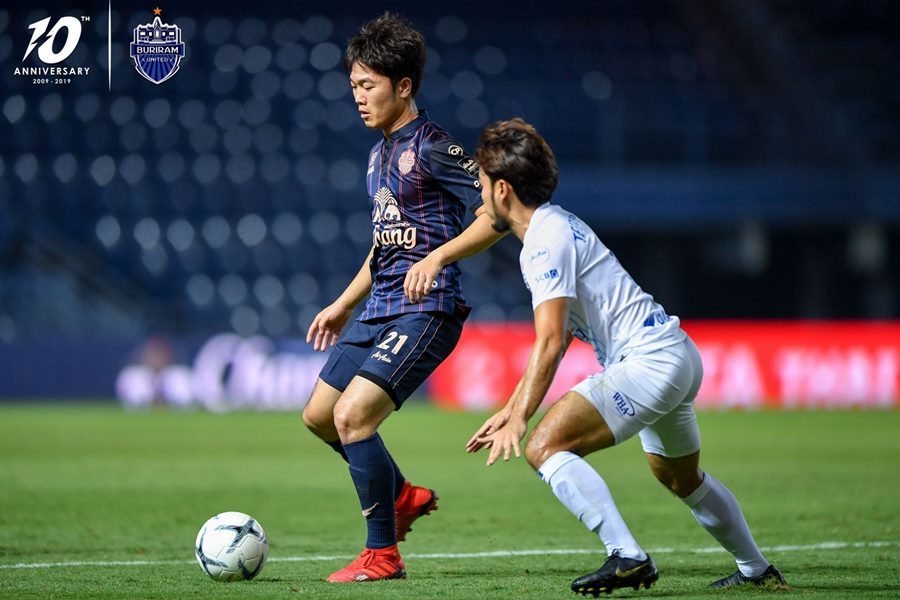 Xuân Trường vẫn đang phải dự bị tại Buriram United. Buriram United, Muangthong United, Xuân Trường, Văn Lâm, Lương Xuân Trường, Đặng Văn Lâm, Thai League