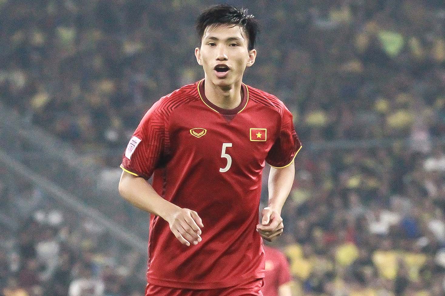 Hậu vệ Đoàn Văn Hậu đội tuyển việt nam, king's cup 2019, Park Hang Seo, Nguyễn Công Phượng, Nguyễn Quang Hải
