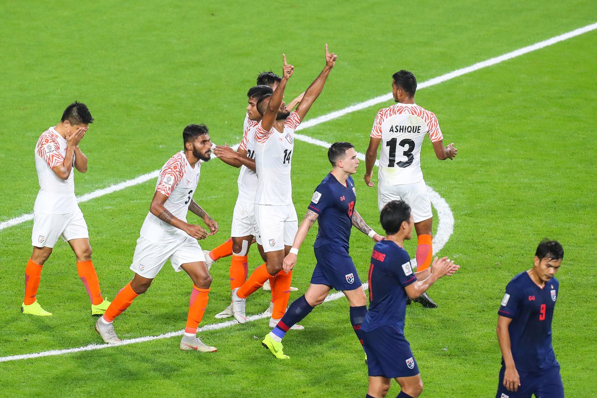 Thái Lan gặp nhiều khó khăn trước những đối thủ chơi pressing đội tuyển Thái Lan, King's Cup 2019, Việt Nam vs Thái Lan, viet nam vs thai lan