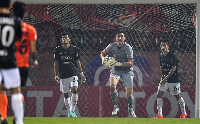 Đặng Văn Lâm phải nhận bàn thua đáng tiếc trước Buriram kết quả buriram united, buriram vs muangthong, đặng văn lâm, văn lâm muangthong, muangthong vs buriram