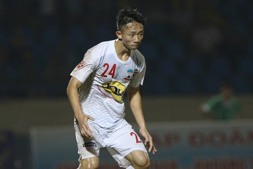Tiền vệ Châu Ngọc Quang phải nhận án phạt nguội từ VFF tuyển thủ U23 Việt Nam, đội tuyển U23 Việt Nam, CLB HAGL, cầu thủ HAGL, HAGL vs Quảng Nam