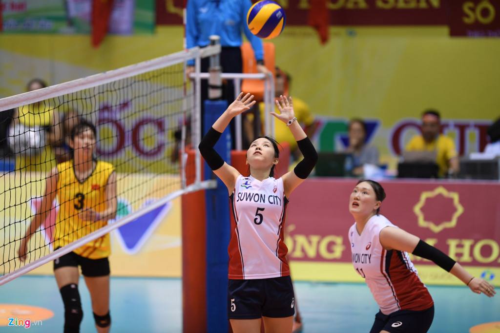 Cô là ứng cử viên cho danh hiệu Hoa khôi giải bóng chuyền năm đó vtv cup 2017, vtv cup 2019, suwon hàn quốc, giải bóng chuyền nữ quốc tế vtv cup 2019, hot girl bóng chuyền