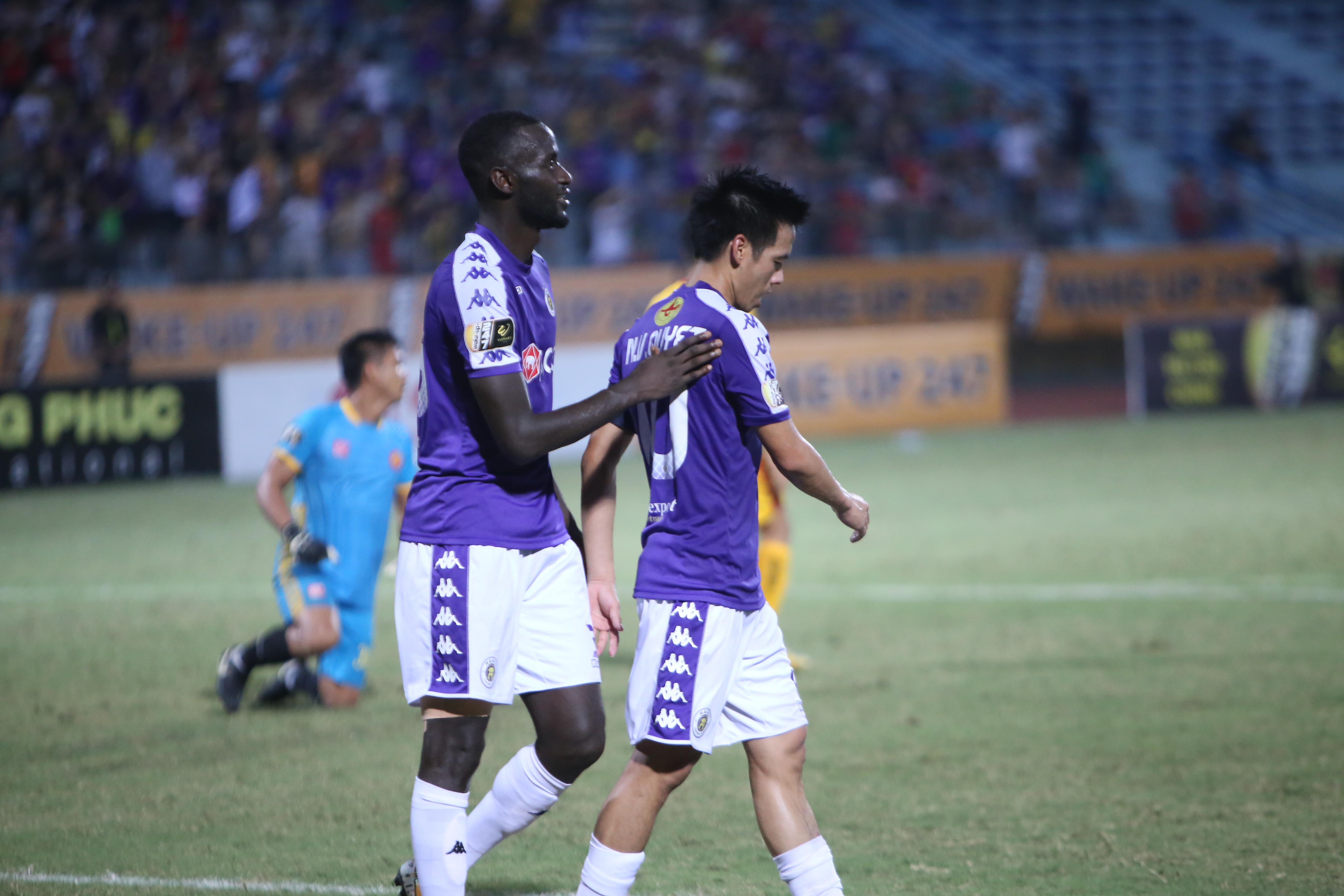 VAR sẽ không được áp dụng tại V-League 2019. Ảnh: Lê Thành công nghệ var v-league 2019, vleague 2019, trần anh tú, vpf, VAR V-League 2019