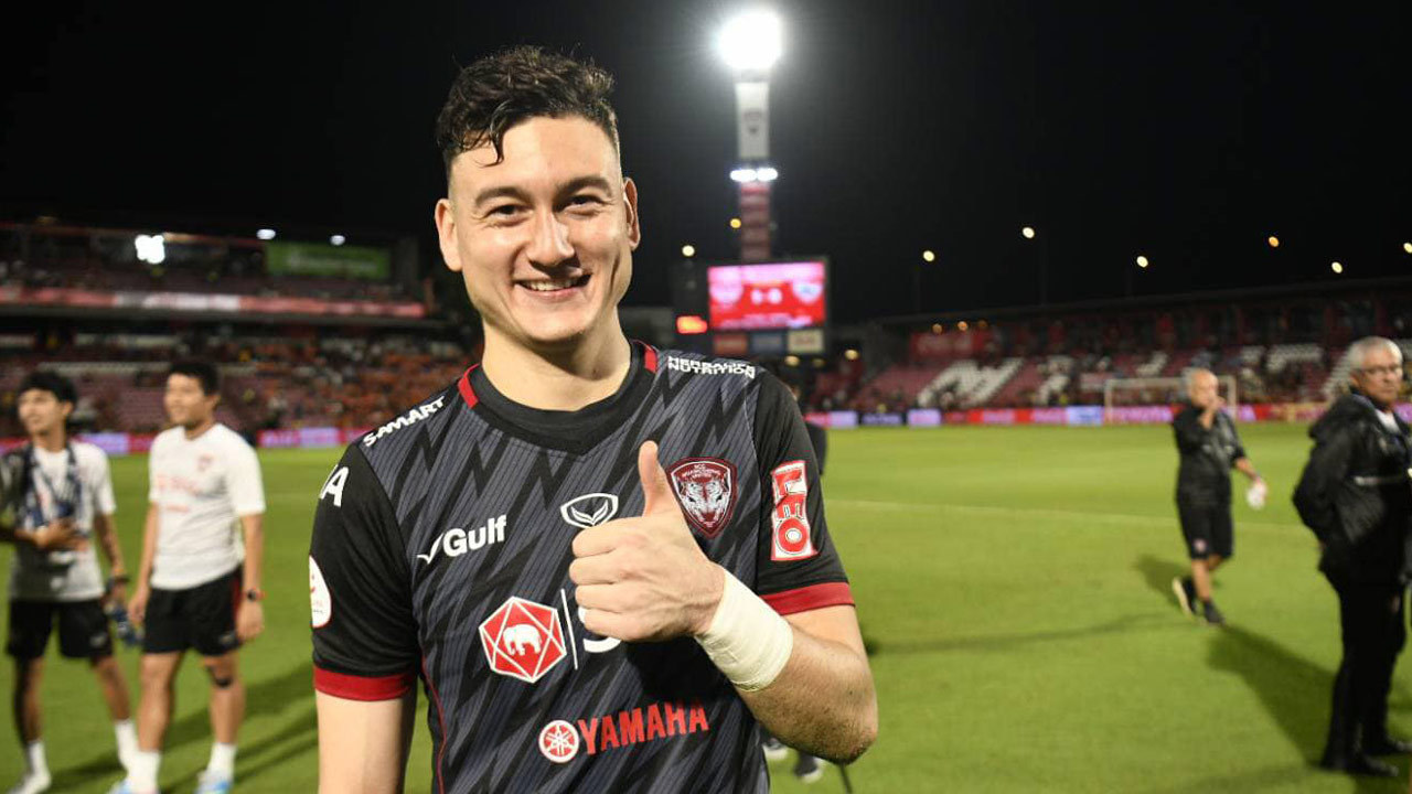 Đặng Văn Lâm có thể ra sân trong trận đấu ngày mai Đặng Văn Lâm, Văn Lâm Muangthong, Muangthong United, Thai League, dang van lam