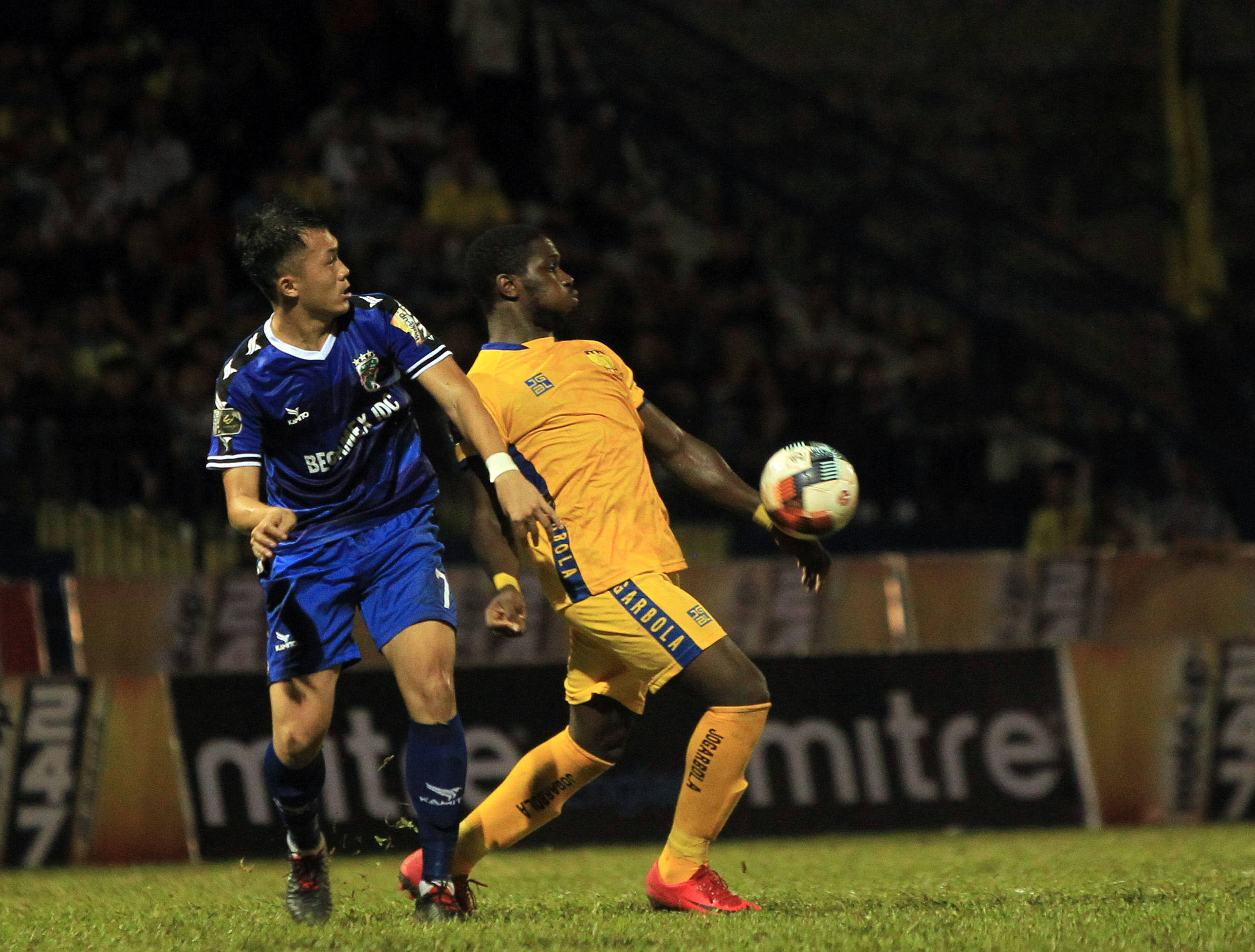 Thanh Hóa giành vé dự trận play-off trụ hạng gặp đối thủ Phố Hiến Kết quả Bình Dương vs Thanh Hoá, v-league 2019, đội bóng nào xuống hạng v-league 2019, mai xuân hợp