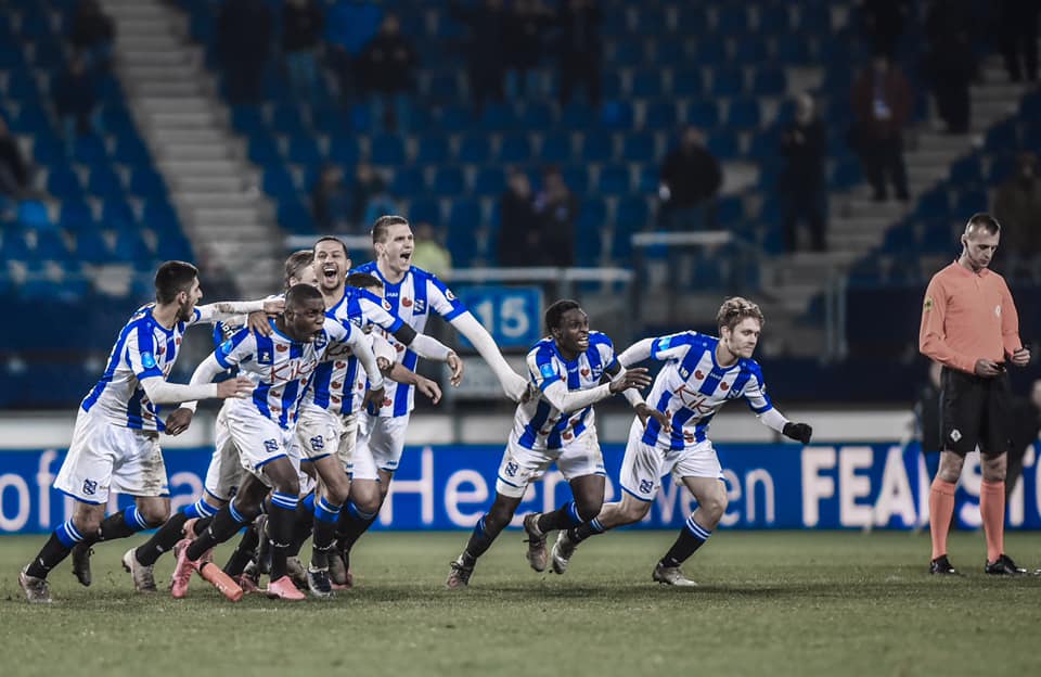 SC Heerenveen giành quyền vào tứ kết Cúp KNVB sc heerenveen