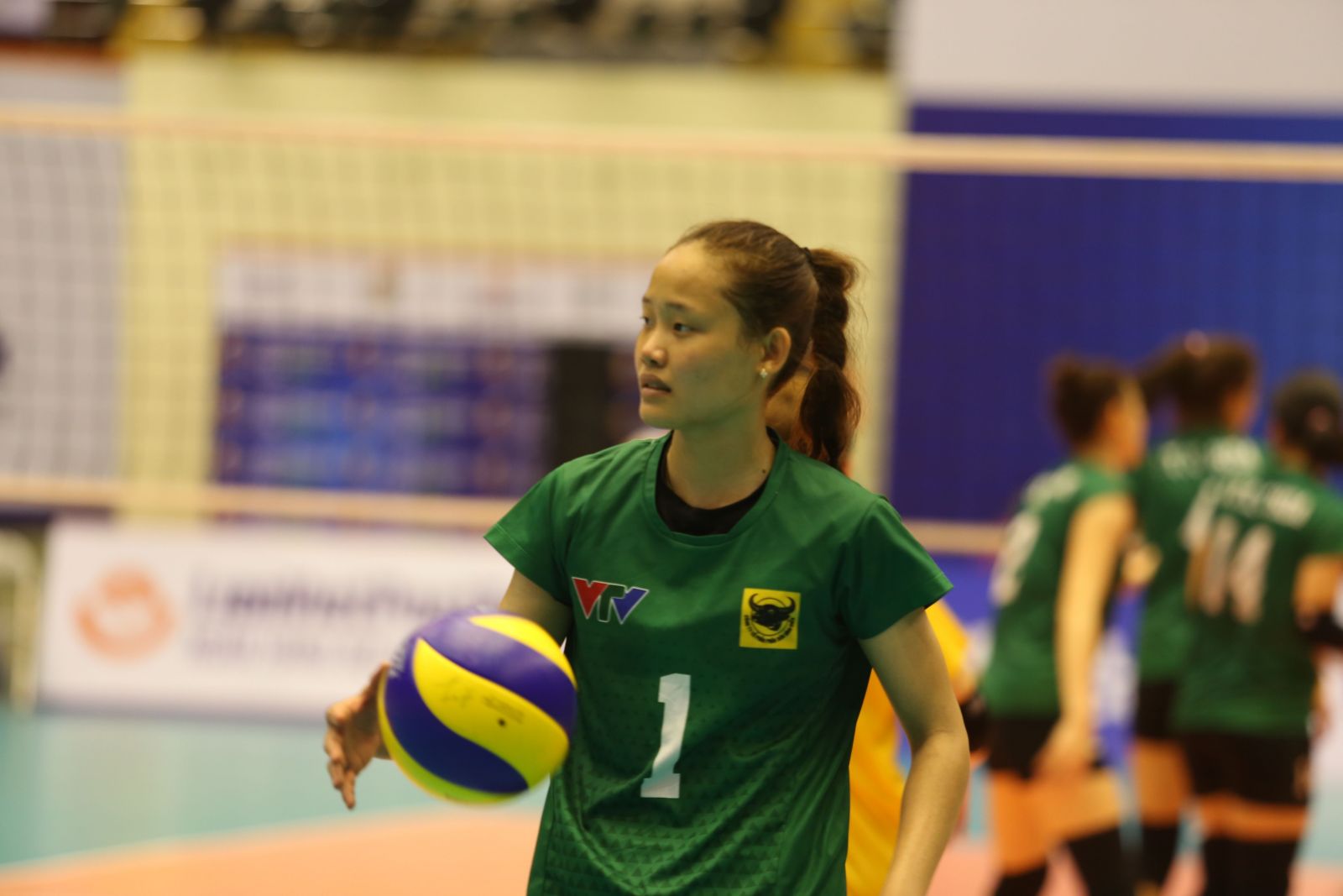 Dương Thị Hên không giải nghệ như tin đồn duong thi hen