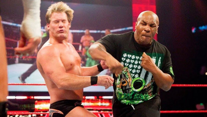 Đòn đau nhơ đời của cựu đô vật Chris Jericho mike tyson
