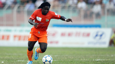 Cựu tiền vệ Nguyễn Rogers khi còn thi đấu ở V-League. Ảnh: Bongdaplus Nguyễn Rogers