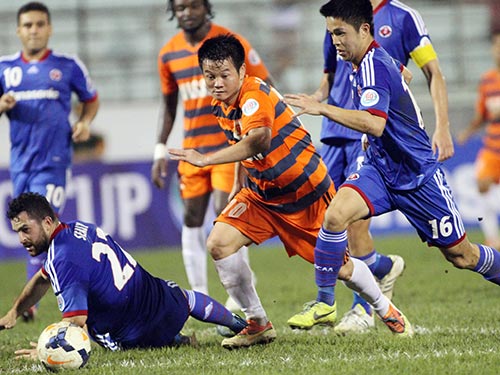 Văn Quyến trong màu áo Vissai Ninh Bình pham van quyen