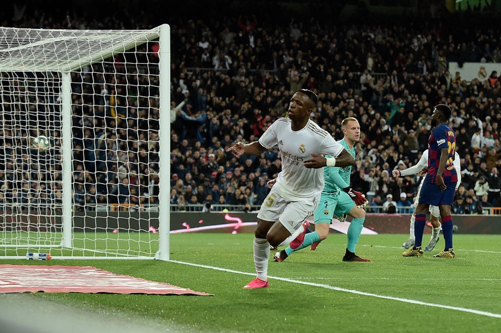 Vinicius trở thành người hùng của Real tại Siêu kinh điển. Ảnh: Twitter La Liga, Real, Barca, Vinicius
