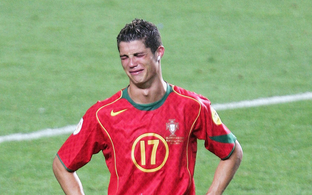 Ronaldo, Euro 2004, Bồ Đào Nha, Hy Lạp