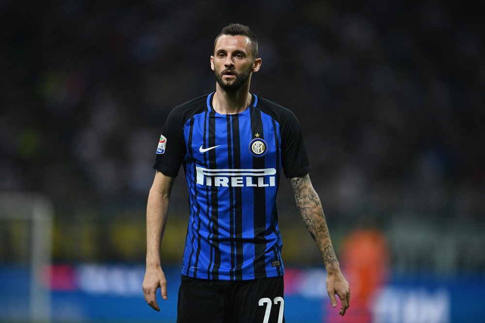 MU khởi động phi vụ Brozovic Chuyển nhượng bóng đá, chuyển nhượng real, chuyển nhượng bóng đá hôm nay, chuyển nhượng mu, chuyển nhượng, tin chuyển nhượng, chuyển nhượng 4/7,chuyển nhượng PSG, chuyển nhượng arsenal, chuyển nhượng mancity, ngoại hạng anh, chuyển nhượng Mancity