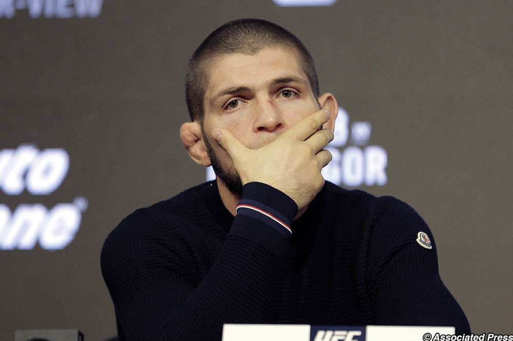 Ánh mắt của Khabib là thứ khiến người ta tò mò - Lời lẽ của Conor đã ảnh hưởng như nào tới anh? conor trash talk, conor nên nhìn lại màn trashtalk, ufc 229 khabib vs conor,