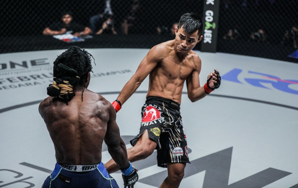 Liệu Robin Catalan có chặn đứng được đối thủ trong lần khởi động 2019. one championhsip, xem trực tiếp one championship 2019, one eternal glory