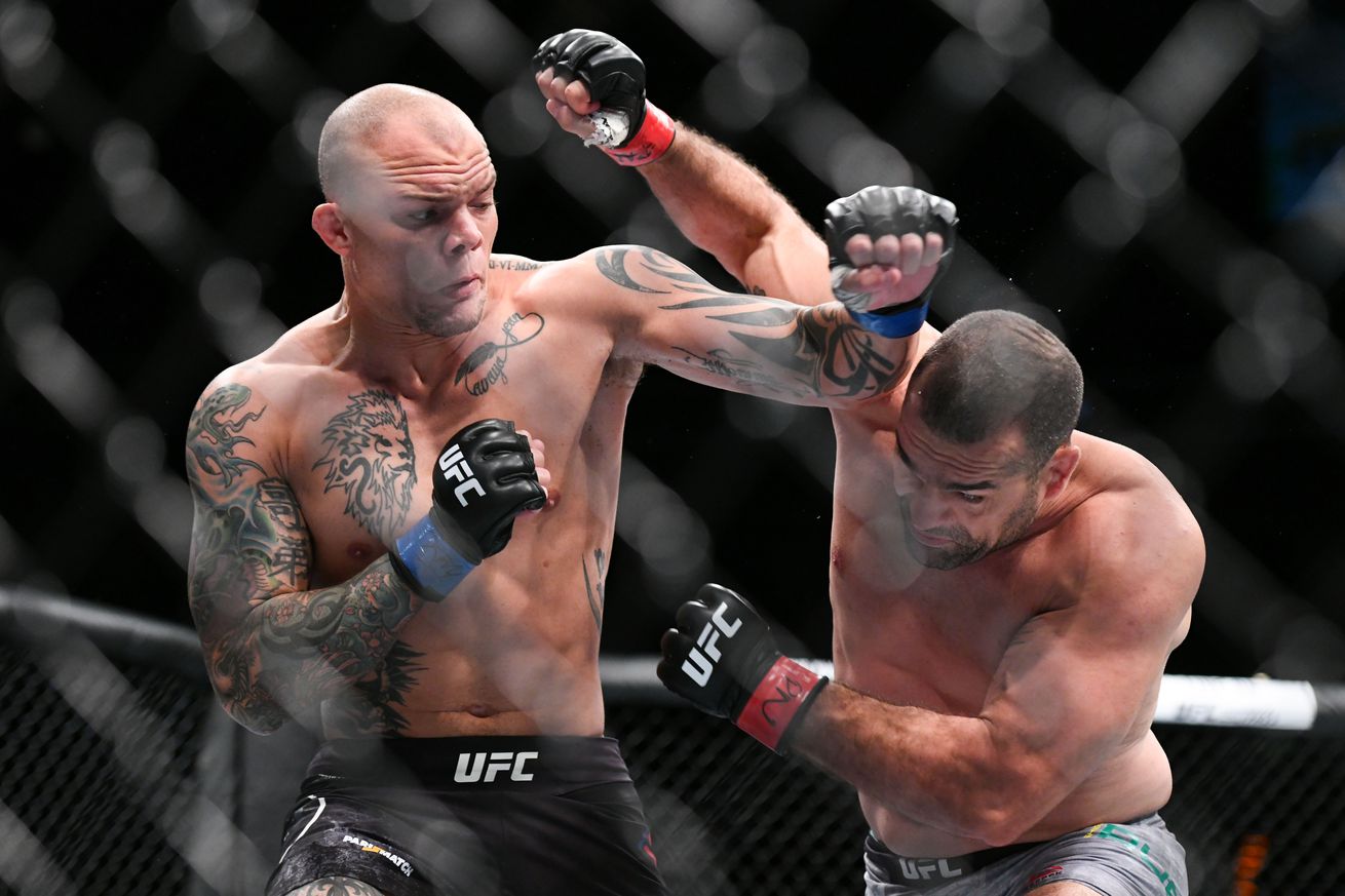 Không chỉ hạ gục những lão tướng như Shogun Rua hay Rashad Evans. tam-bo-qua-daniel-cormier-jon-jones-ngo-y-ve-tran-dau-voi-anthony-smith