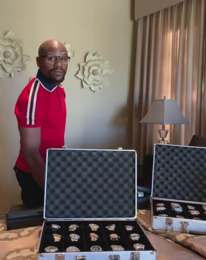 Floyd Mayweather và bộ sưu tập đồng hồ cùng mỗi kì nghỉ. floyd mayweather, sưu tập đồng hồ, đồng hồ 400 tỷ,