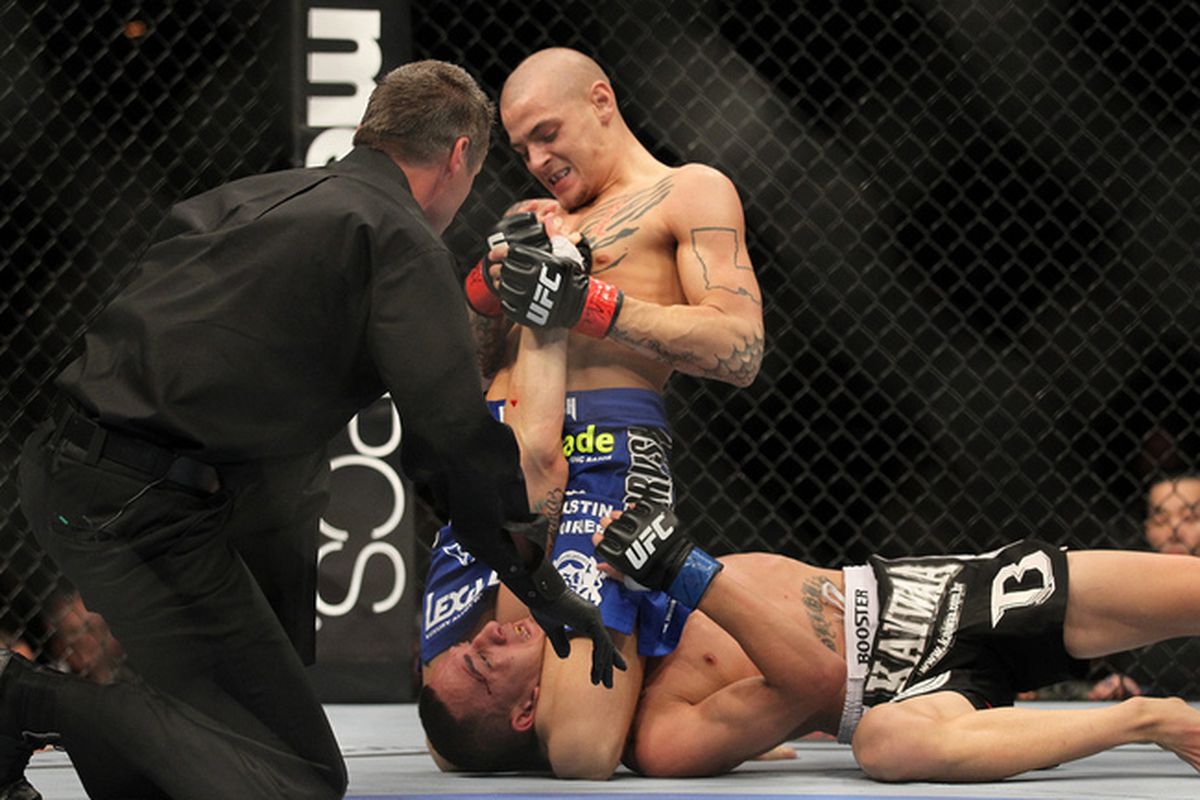 Max Holloway sẽ có cơ hội đòi lại trận thua năm 2012. ufc, max holloway, dustin poirier, tony ferguson