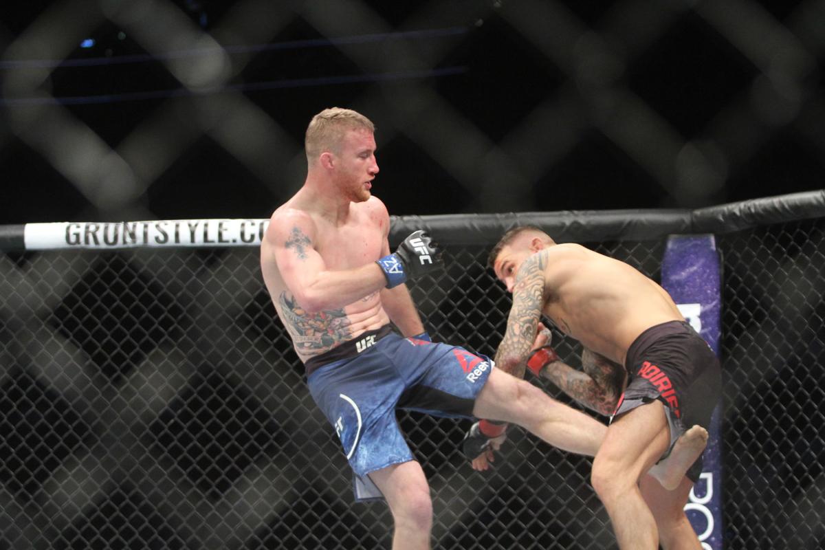 Tay đấm có lối đánh 'bán máu' Justin Gaethje vẫn nhắm tới những màn đôi công. ufc, xem trực tiếp ufc, edson barboza, justin gaethje,