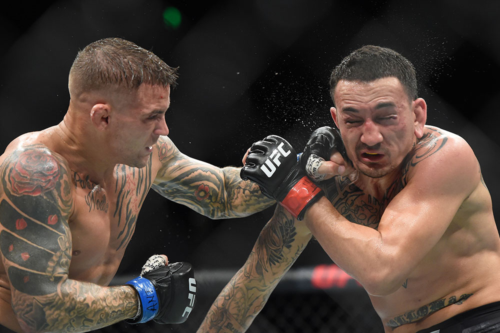Dustin Poirier đã có màn thể hiện xứng đáng với chiếc đai vô địch. khabib nurmagomedov, dustin poirier, ufc, mma,