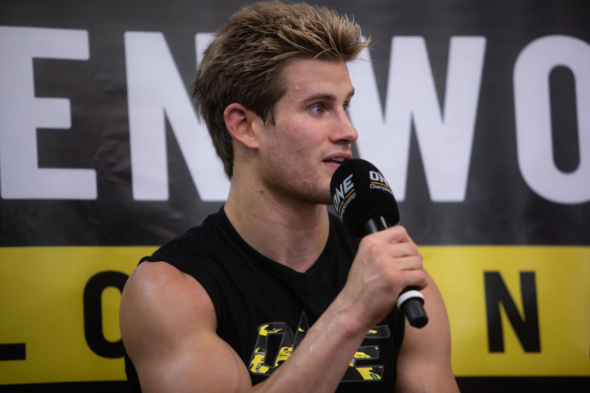 Làm quen với võ thuật từ rất sớm, điều Sage Northcutt còn thiếu lại là kinh nghiệm thi đấu. sage northcutt, sage northcutt ra mắt one championship,