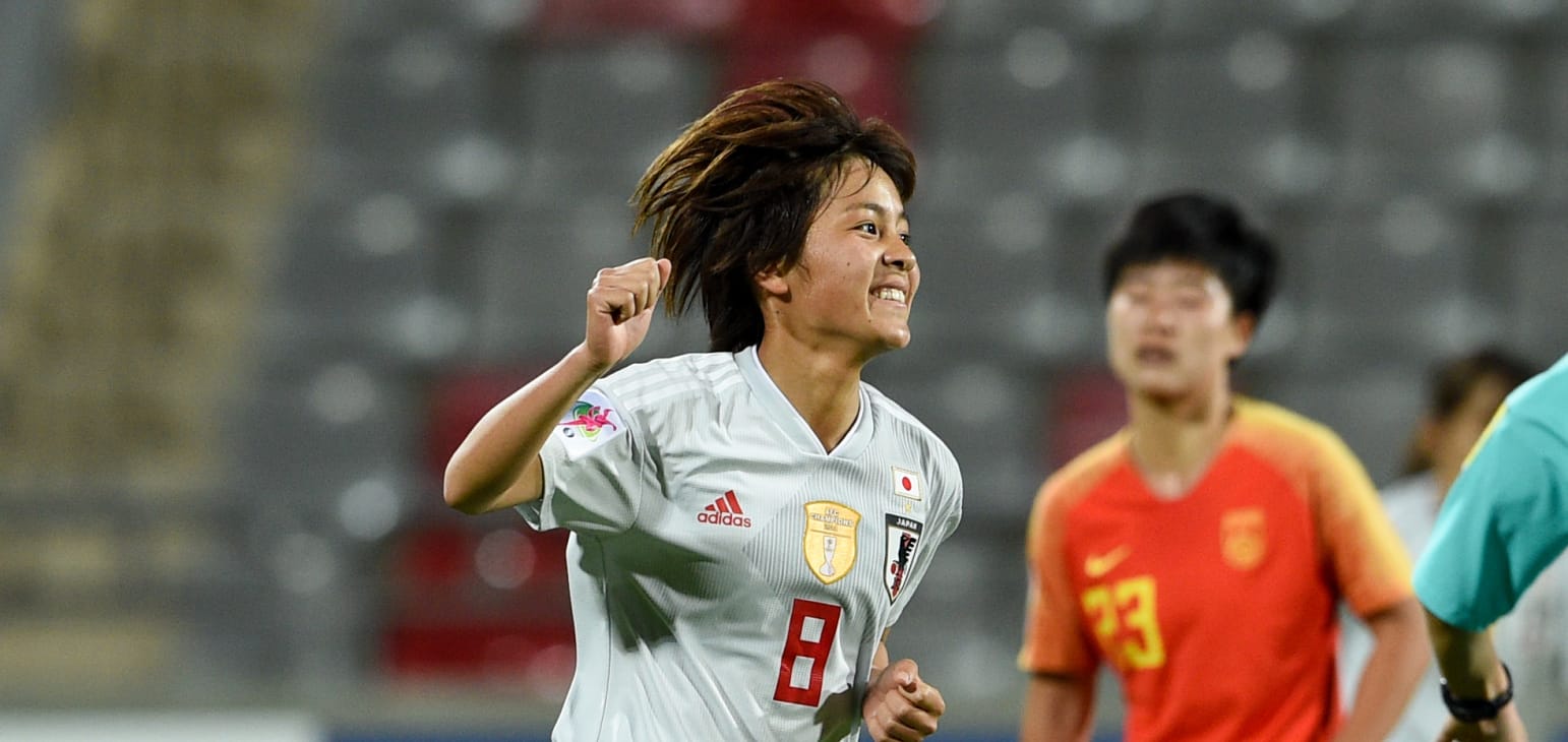 Nữ Nhật thắng dễ Trung Quốc để giành vé vào chung kết tin bong da, tin bong da hom nay, hlv park hang seo, asian cup 2018