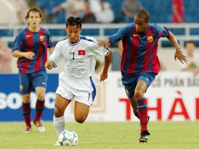 u23 viet nam, barca b, messi, giai tu hung viet nam, asiad 18