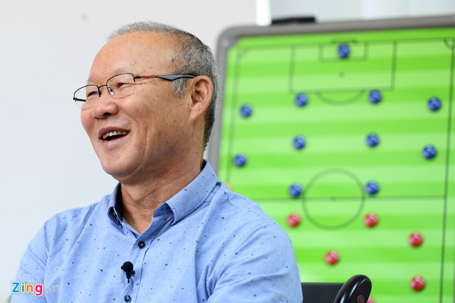 HLV Park Hang Seo rất quan tâm tới chiến dịch Asiad và AFF Cup sắp tới. Ảnh: Zing dtvn, hlv park hang seo, viet nam, hagl, ha noi