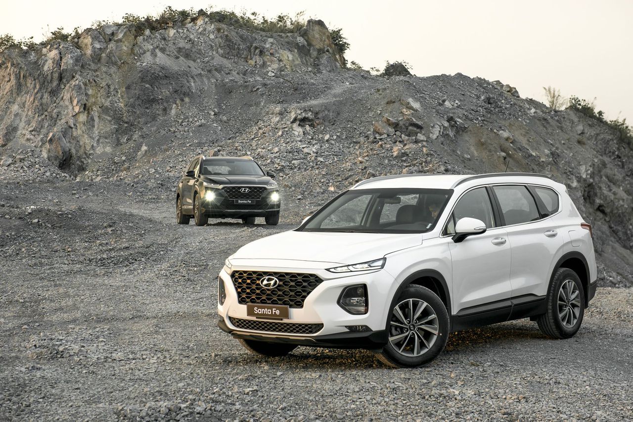 Top 10 mẫu xe ô tô bán chạy nhất tháng 2/2020, Hyundai SantaFe 7