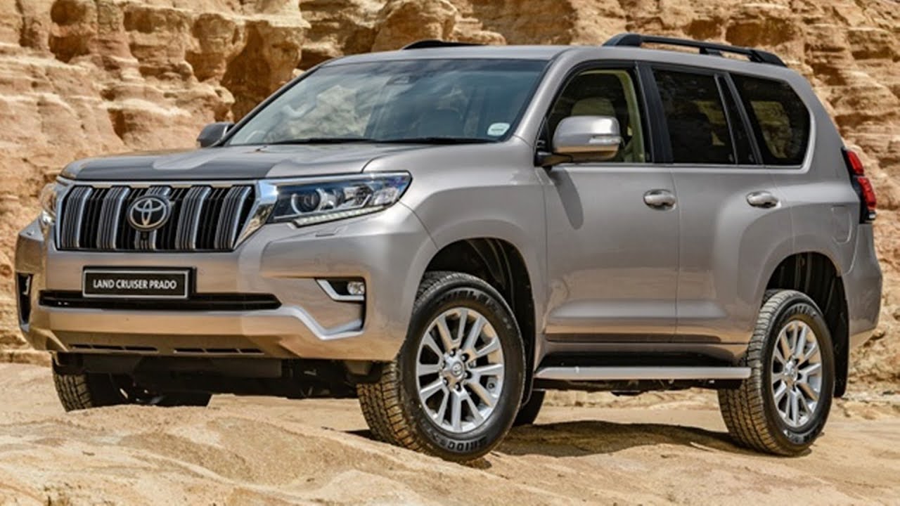 Nhìn chung ngoại thất Toyota Prado 2020 khá đẹp, hiện đại trong tầm giá của một chiếc SUV hạng cao. Ngoại thất của xe Toyota Prado 2020