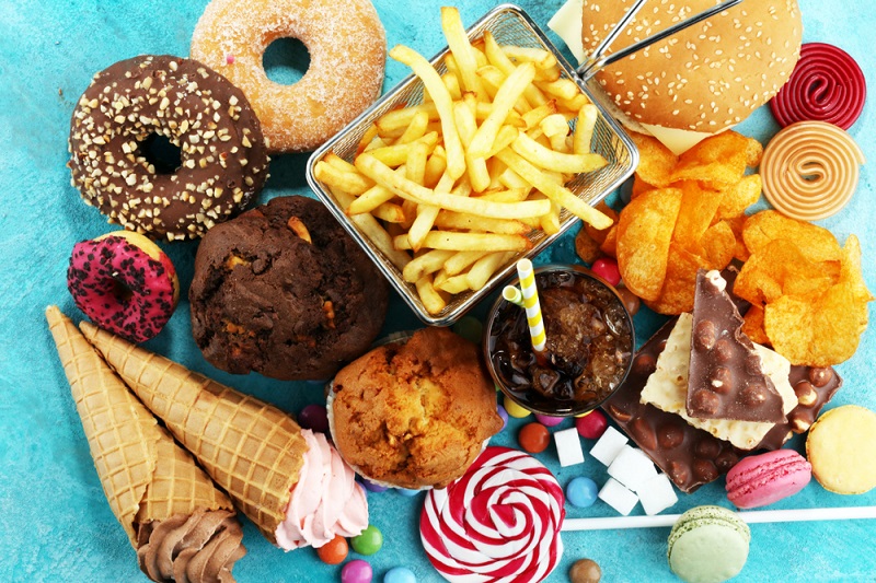 Thực phẩm cần tránh đề giảm cân giảm cân an toàn