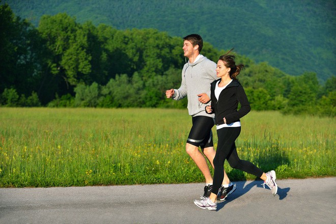 Chạy nhanh không phải lúc nào cũng tốt hơn chạy bền chay ben