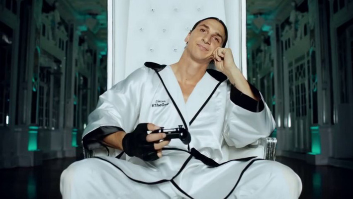 Ibrahimovic không chỉ là cầu thủ, mà còn là võ sĩ đai đen vo si ibrahimovic