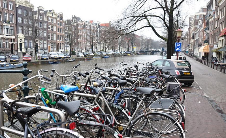 Thành phố xe đạp - Amsterdam di xe dap