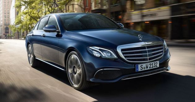 Vận hành xe Mercedes E180 2020