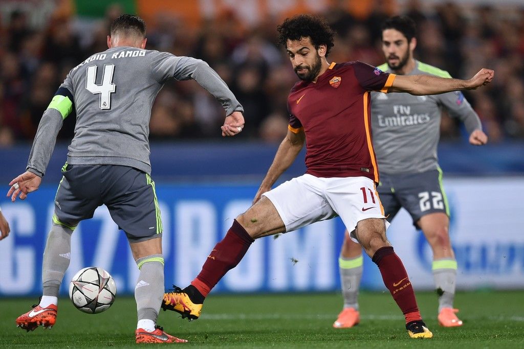 Ramos từng đối mặt Salah khi cầu thủ người Ai Cập còn khoác áo AS Roma ramos gặp salah