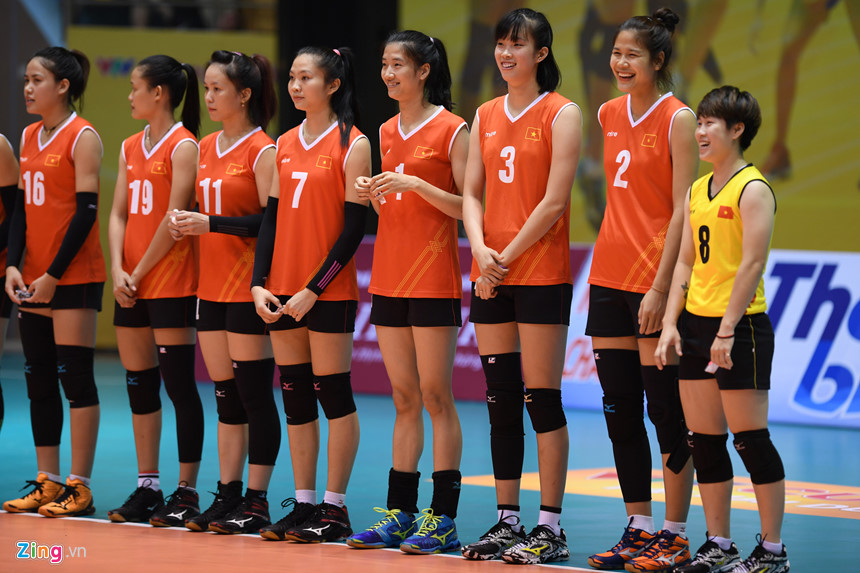 Trực tiếp ĐTVN vs Tuyển trẻ Việt Nam lúc 20h00 ngày 8/8. truc tiep bong chuyen vtv cup 2018